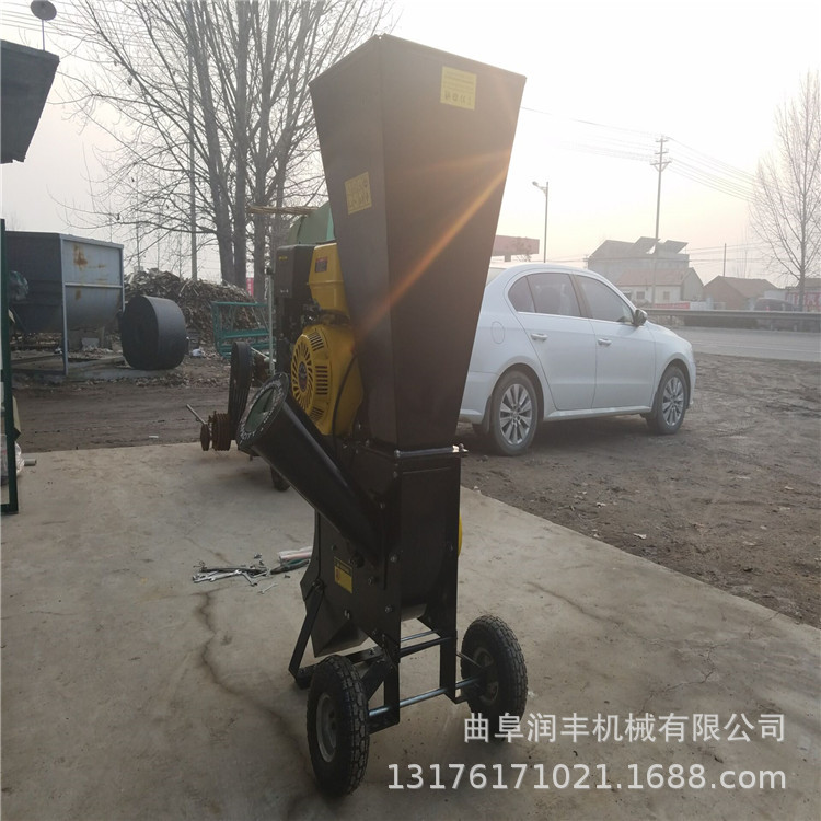 秸秆稻草粉碎机 自动进料秸秆柔丝机 家用小型饲料粉碎机