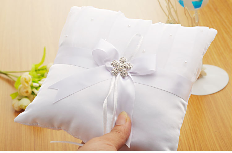 欧美新款蝴蝶结戒枕 新娘婚礼方形水钻戒指托婚礼婚庆用品批发详情图15