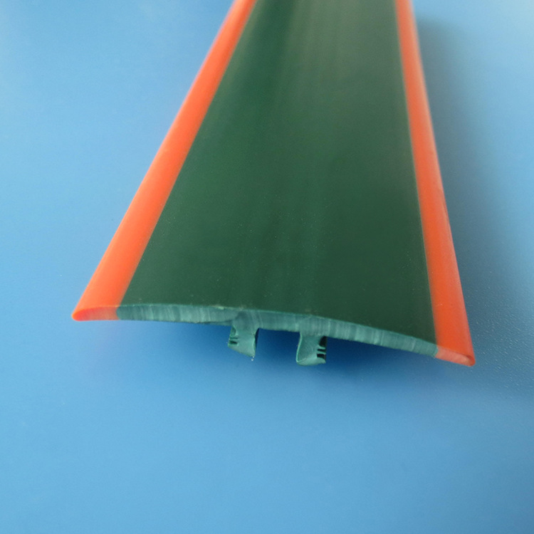 厂家供应橡胶密封制品40盖板塑料异型材挤出塑料T型槽盖板