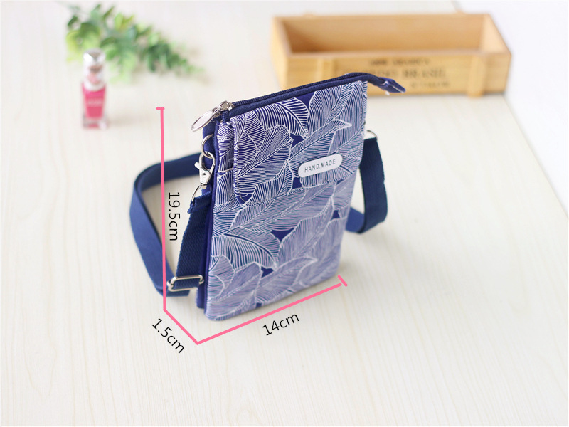 Leaf mobile phone size.jpg