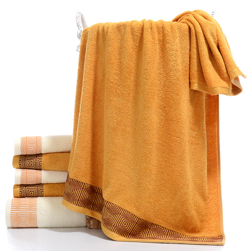 Manufacturer's new bath towel with bambo...