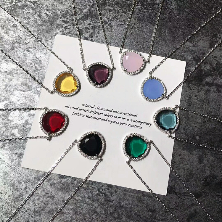 Organic artificial design necklace