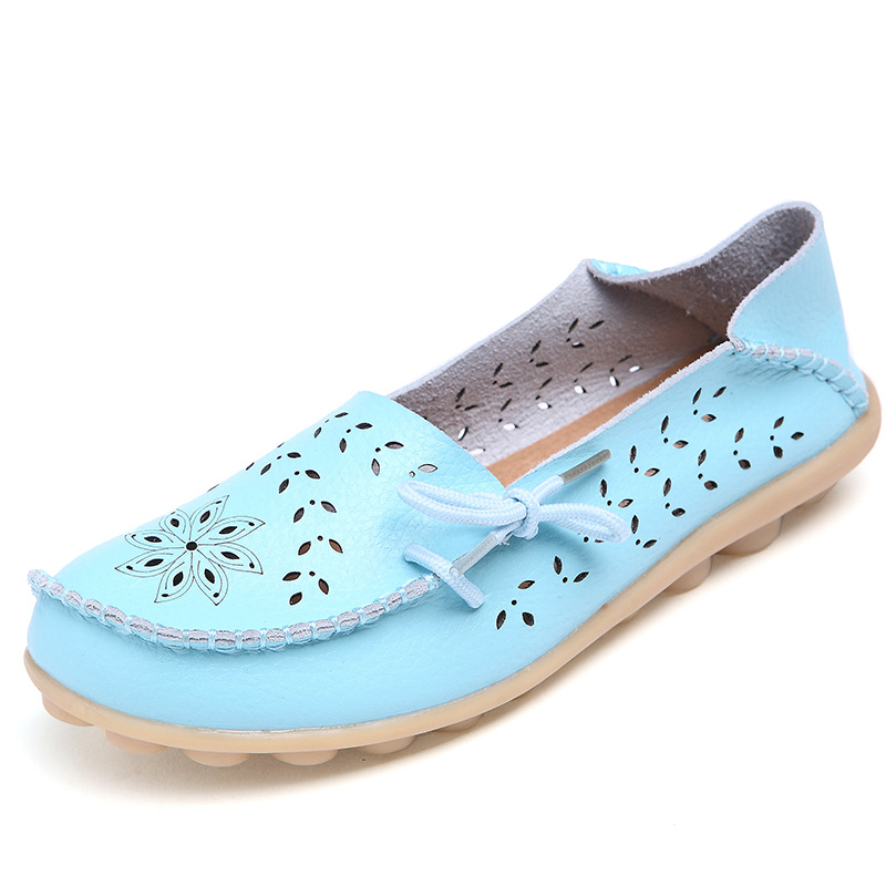 2018 Spring and summer new pattern Crocs Low Flat bottom Women's Shoes comfortable Nurse shoes Large Mom shoes genuine leather Women's Shoes