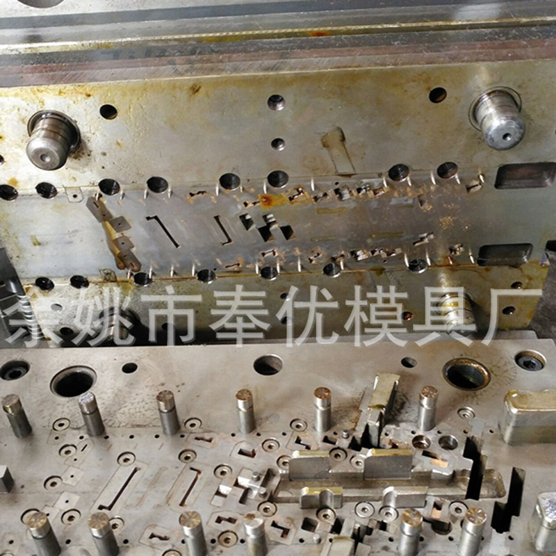 厂家供应五金冲压模 精密连续模具设计制造 冲压件模