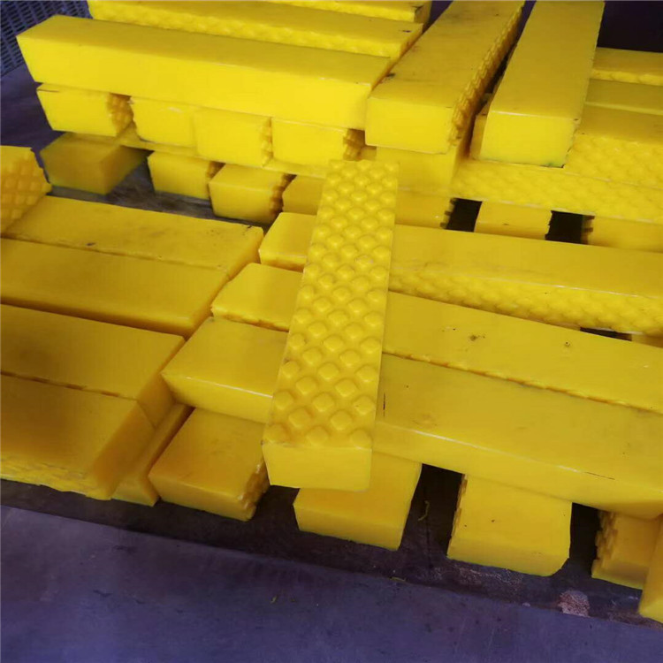 源头工厂掰砖机胶块  抱砖机胶块聚氨酯胶块各种橡胶块支持定做