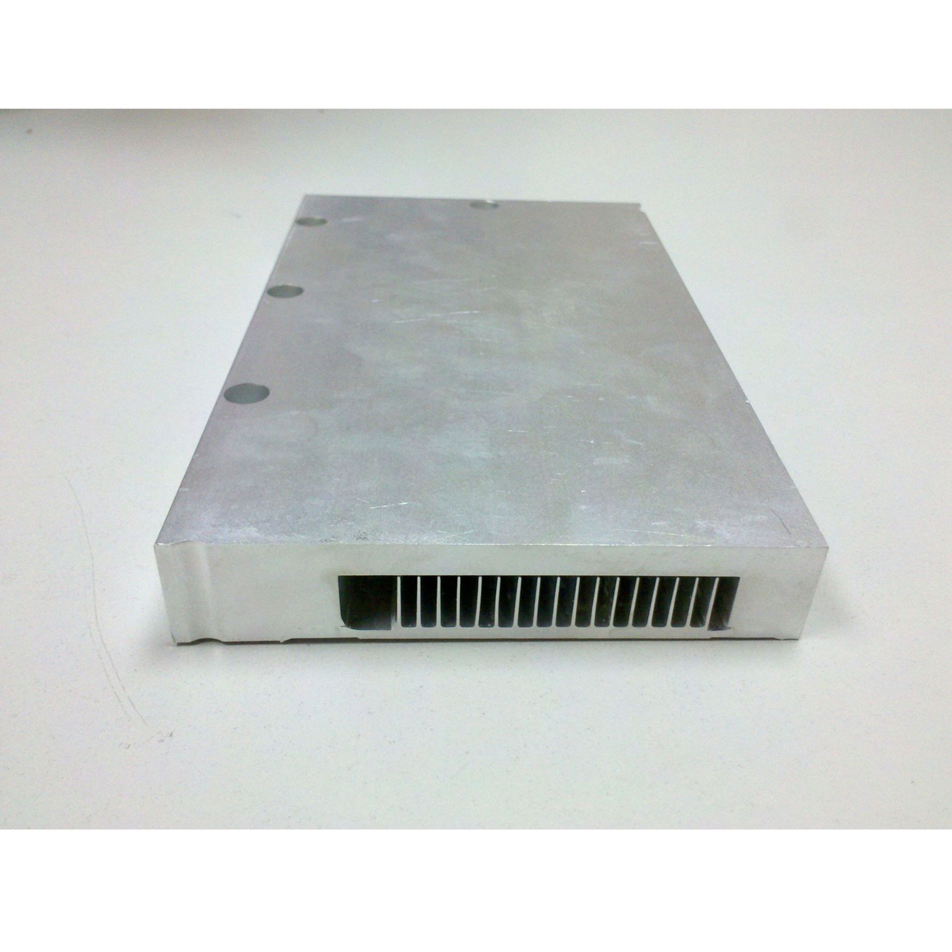 搅拌摩擦焊水冷板，开型材水冷板