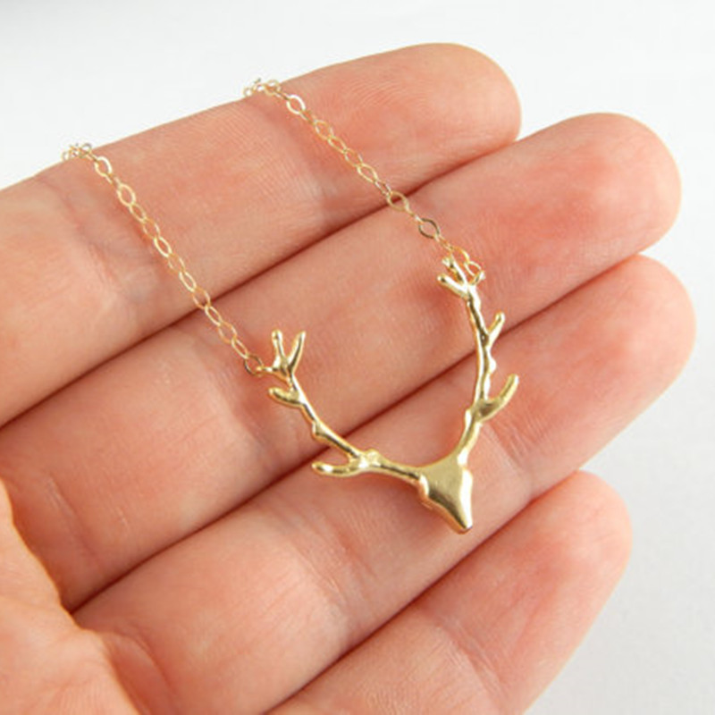 Simple Antler Necklace Christmas Elk Reindeer Pendant Necklace Female Clavicle Chain Fawn Antler Nec