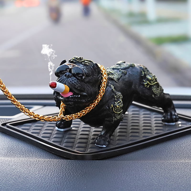 新品汽车摆件社会狗车内装饰摆件个性大号恶霸犬仿真公仔车载用品