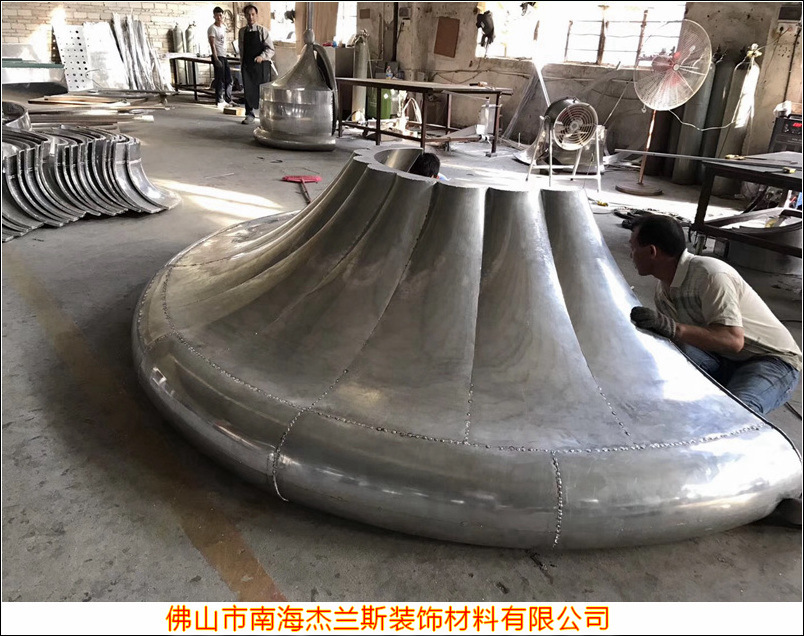 安阳市雕花铝板 幻彩铝单板 静电粉未铝板价格公道