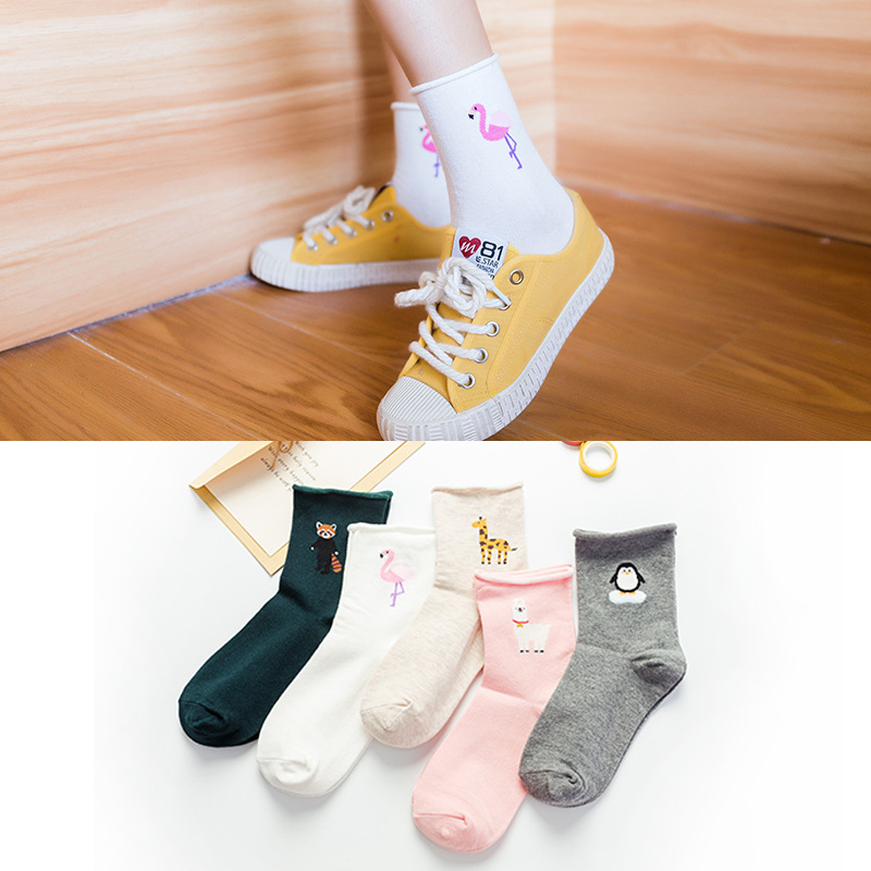 2018 New winter Socks lady Medium hose Cotton socks Cartoon animal girl Socks Manufactor wholesale