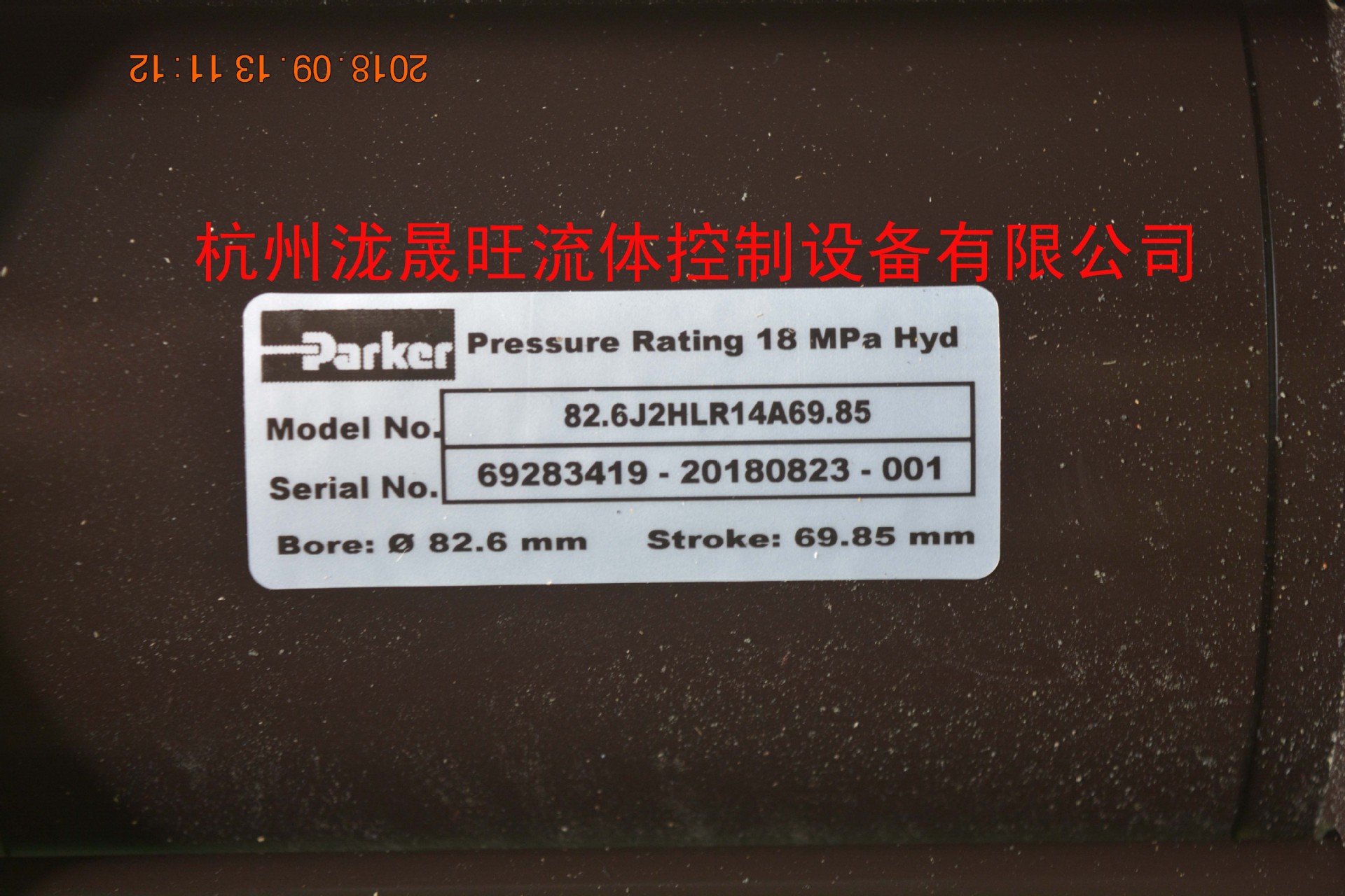 供应特价派克PARKER拉杆缸82.6J2HLR14A69.85