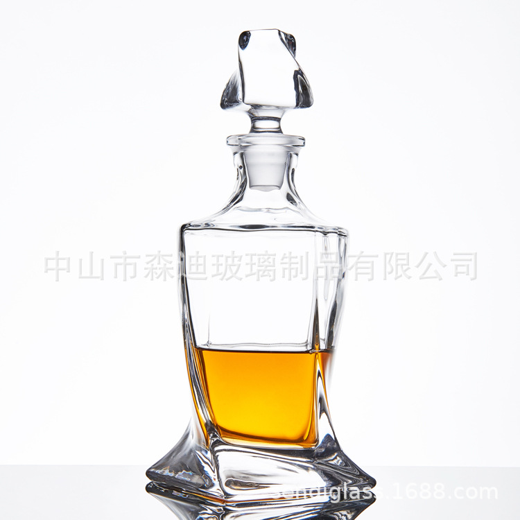 Manufactor Direct selling Amazon Best Sellers twisted Whisky crystal Glass The wine bottle