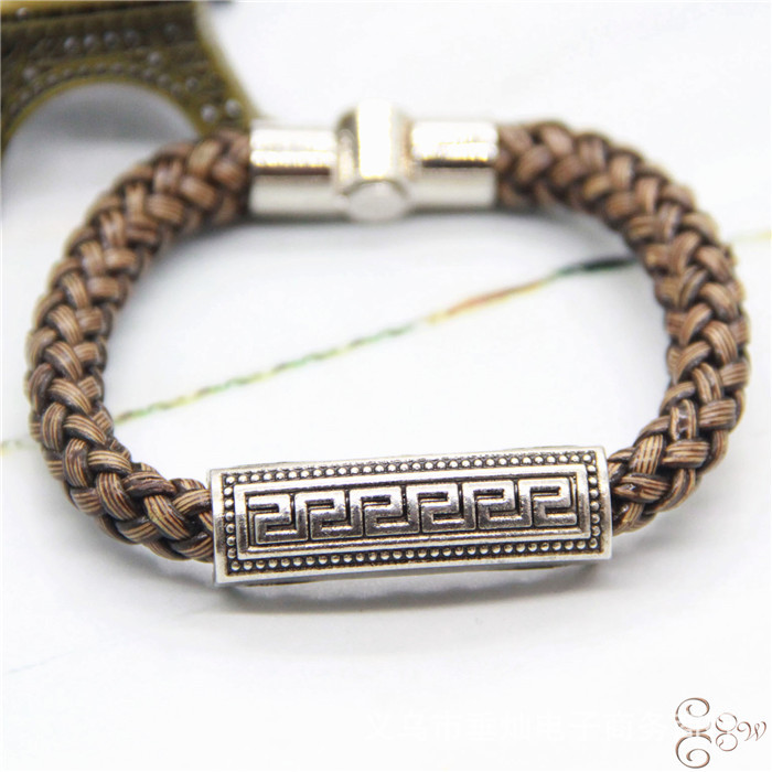1 Piece Quantity Business Hip-Hop Solid Color Alloy Rope Plating Men's Bracelets Men Cord & Leather Bracelets