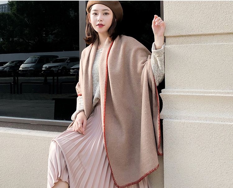 Women's Simple Style Solid Color Cashmere Scarf display picture 2