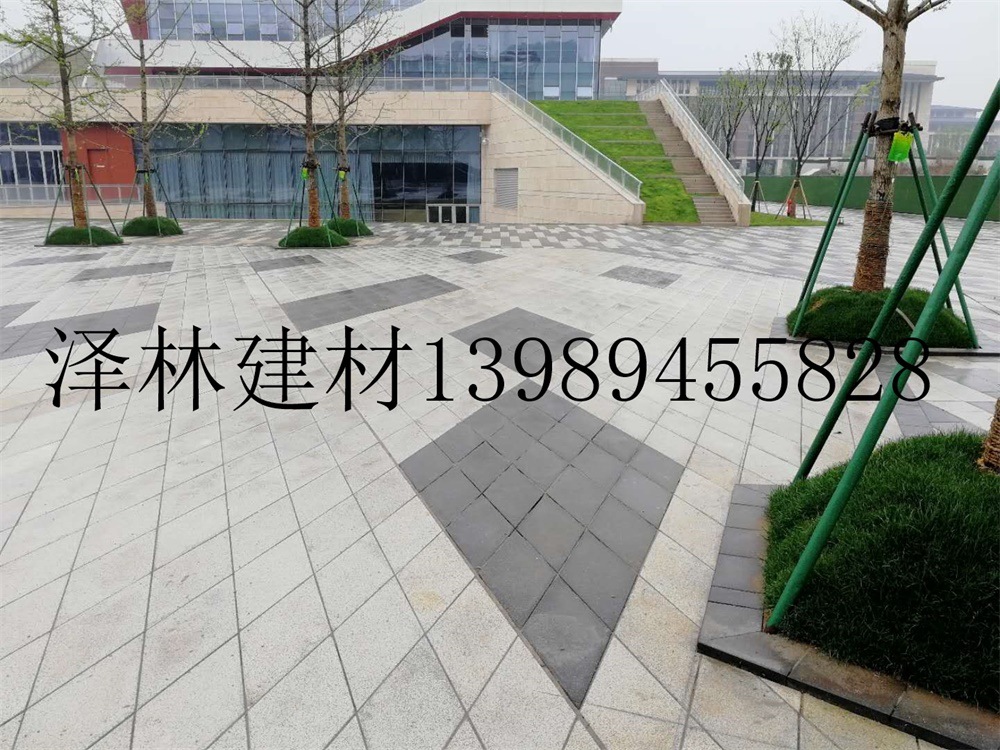 468*468*50芝麻白PC砖人行道板人造花岗岩