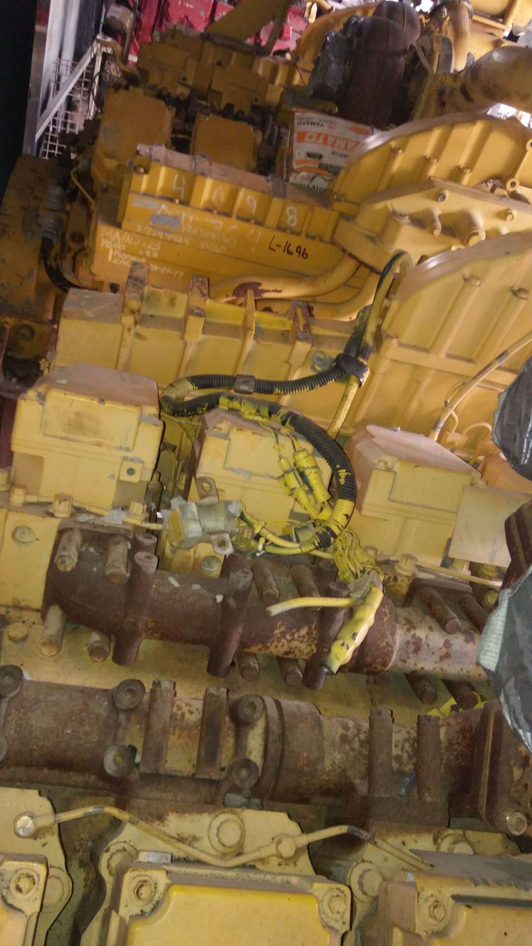 销售日本推土机475二手发动机总成SAA12V140-2