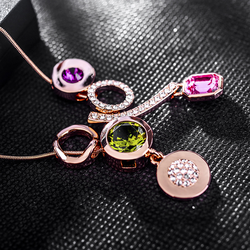 ŷ��ʱ�����ʲ�ɫ�µ���ˮ������Ů�����������̿����� 60833