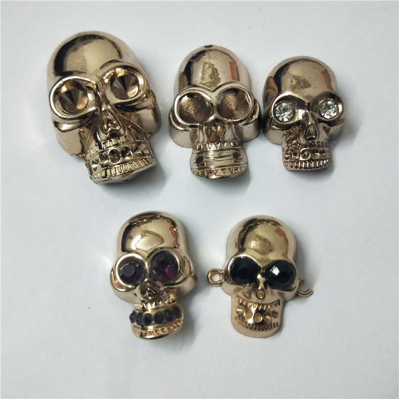 服装辅料厂家直销箱包金属配件 牛仔裤标牌 女装前胸装饰扣