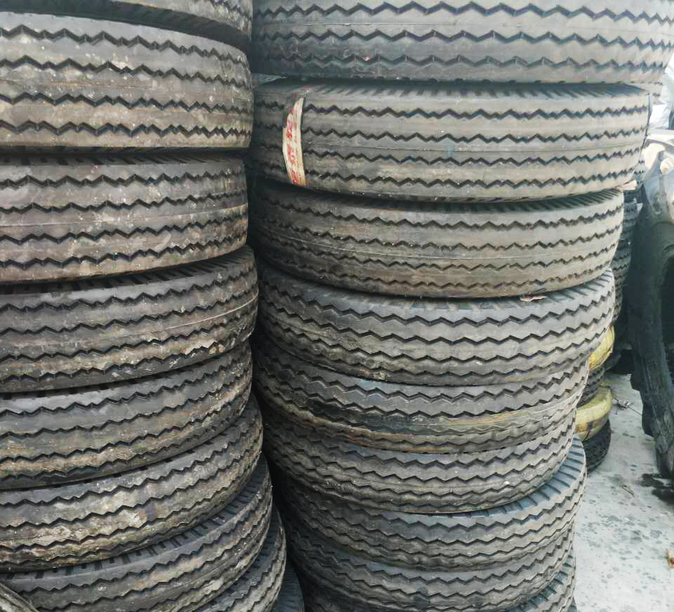 厂家供应 750-16 农用拖拉机轮胎 7.50-16 导向花纹