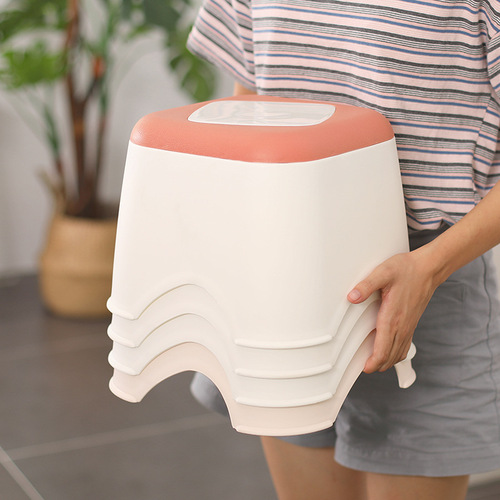A plastic chair with a thickened design, simple and fashionable, suitable for home use, adult small dining chair, shoe bench, chair