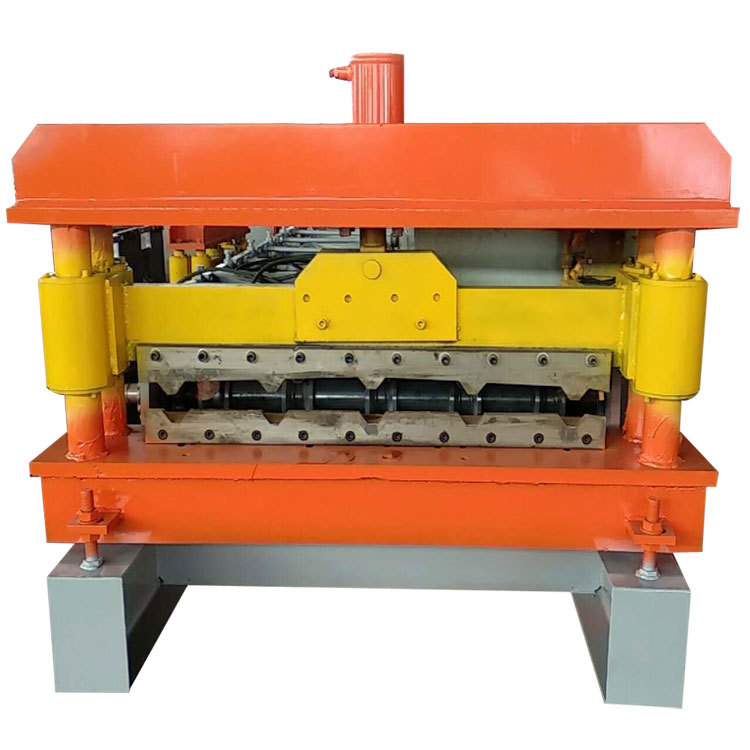 供应彩钢瓦成型设备 压瓦机 屋顶压瓦机设备 冷弯成型机