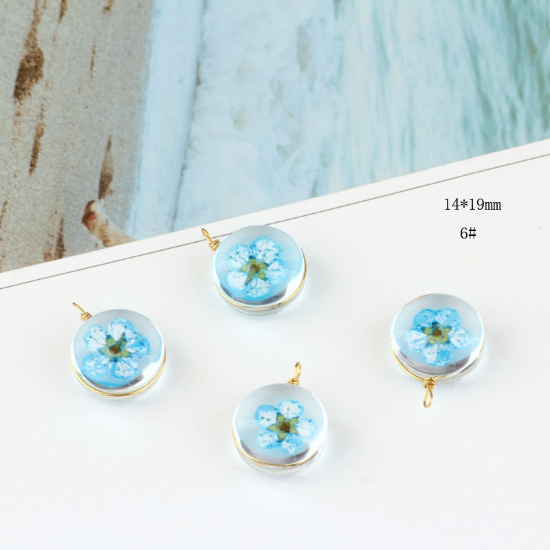 5g Weight Pendant, Earring Findings Jewelry Making Type pendant, Drop Earrings, Earrings Classification 5 PCS/Package Quantity Glass, glass Material Flower, Transparent Pattern Spring&Summer Season Plating Design Cute, Classic Style Style 5 PCS/Package Glass Glass Flower Transparent Pendant Earring Findings Pendant Drop Earrings Earrings 10