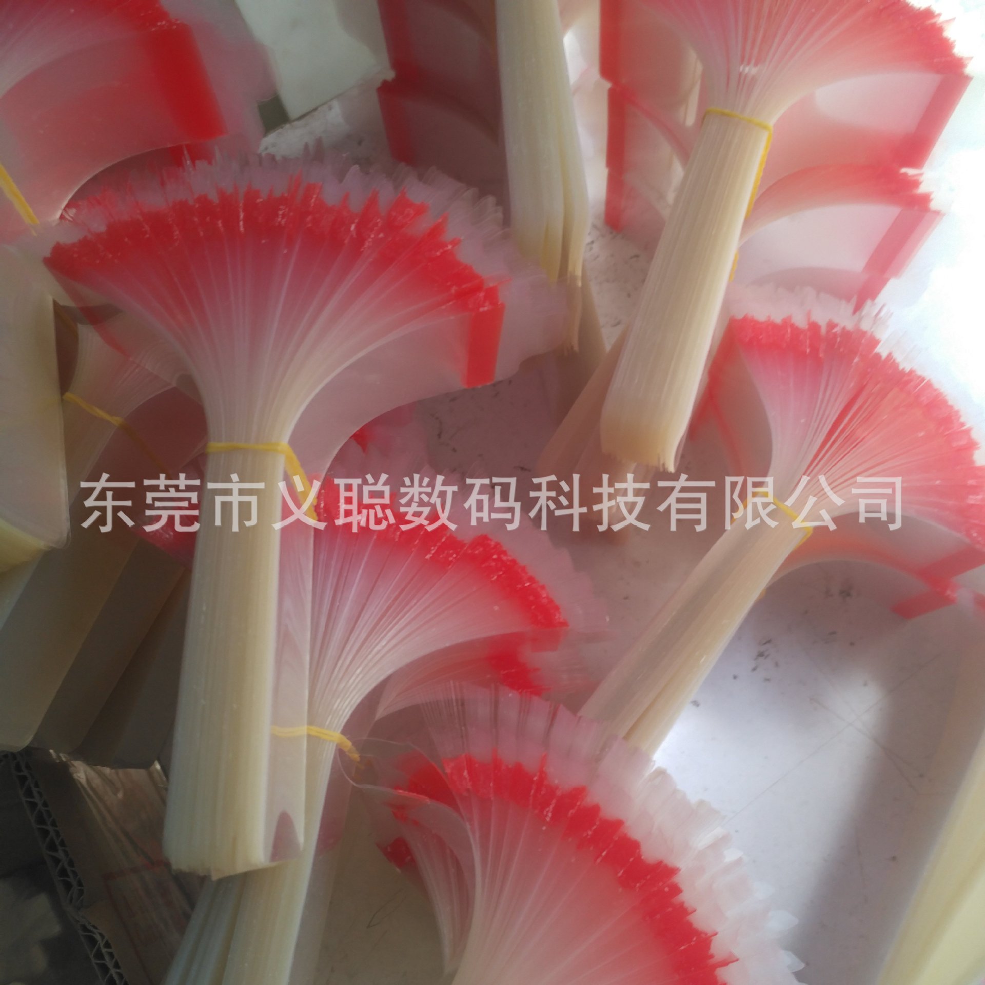 批发PET透明高粘高透扎带膜宽40mm*长152mm*0.05mm 可以钉制