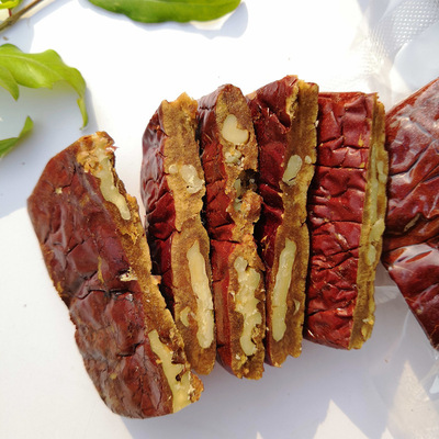 新品枣仁派 真空装孰枣夹核桃 枣核派 枣夹核桃 休闲零食品批发|ru