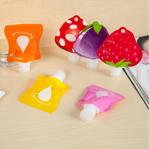 Cosmetics storage bottle flip-top squeeze bottle shampoo shower lotion storage bottle portable press empty bottle
