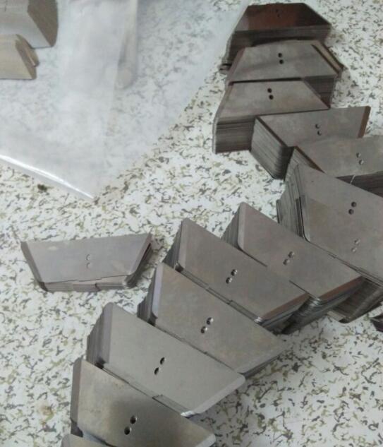 五金冲压弹片 不锈钢弹片 坎灯弹片 不锈钢板 五金冲压加工