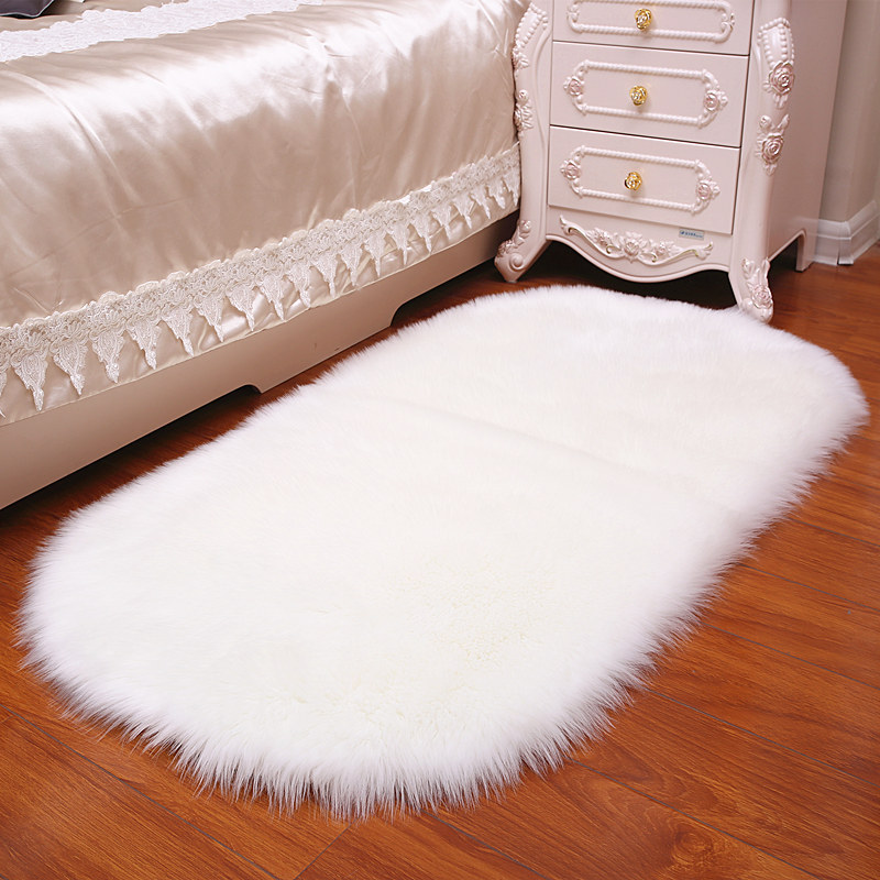 白色长毛绒地毯卧室床边地垫满铺客厅茶几垫仿羊毛橱窗装饰