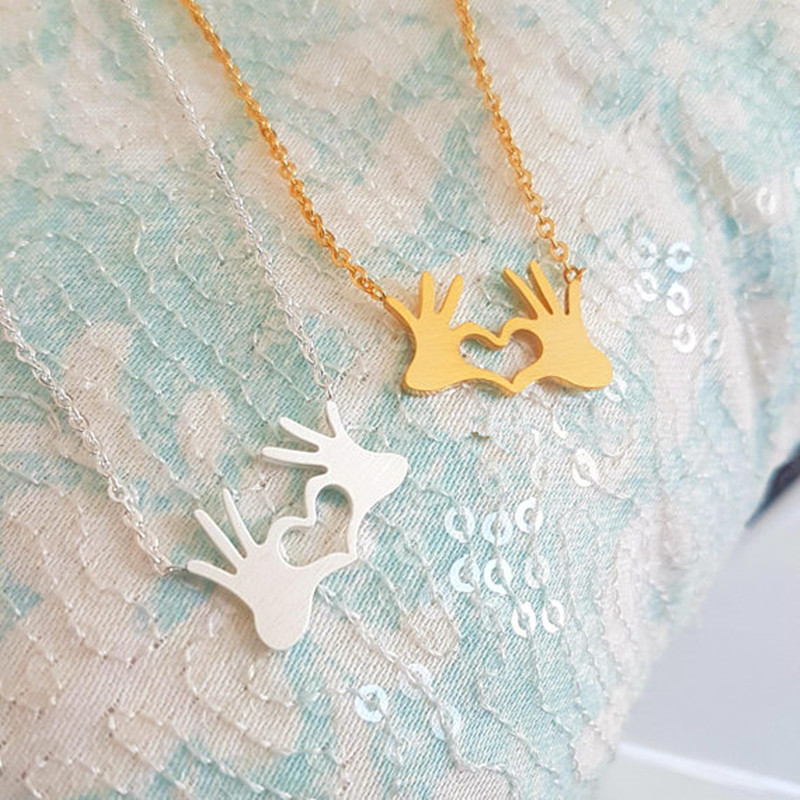 creative fashion Palm Pendant Lovers Heart Necklace