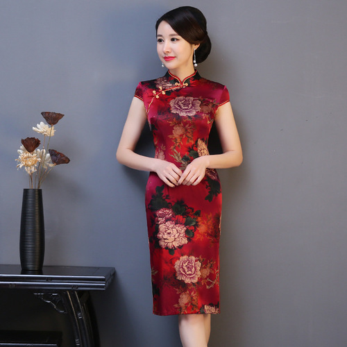 Chinese Dress Qipao for women Standing collar low slit silk cheongsam seasonal retro mulberry silk cheongsam skirt