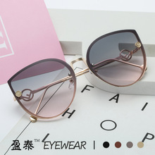 新款猫眼太阳镜时尚大框网红同款墨镜女式海洋片太阳眼镜厂家直销