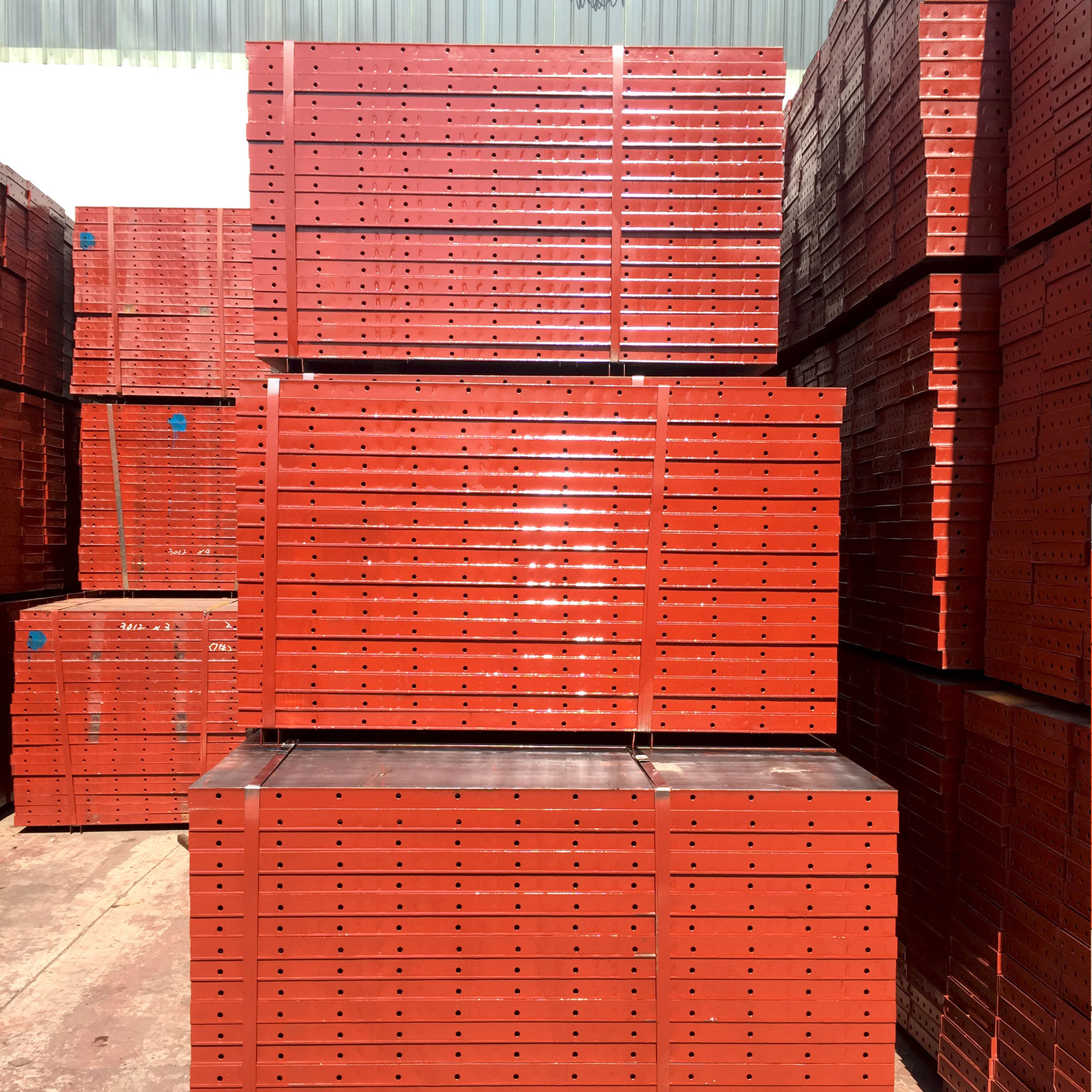 厂家现货定型钢模板桥梁护栏墩柱钢模板批发建筑工程挂篮钢模板