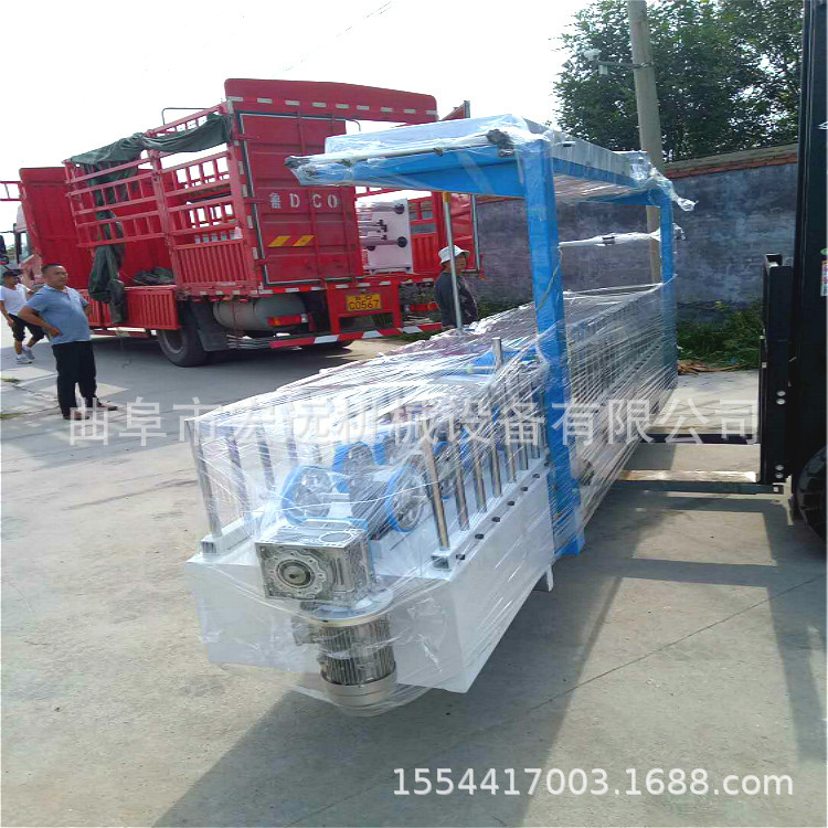 L门套扣线踢脚线包覆机 竹木纤维护墙板覆膜机 木塑型材贴膜机