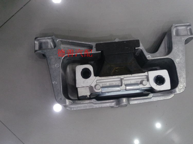 奔驰270机脚胶R_副本1