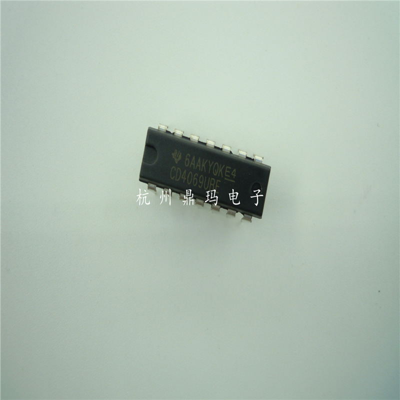 CD4069UBE 4069  全新原装   DIP 直插
