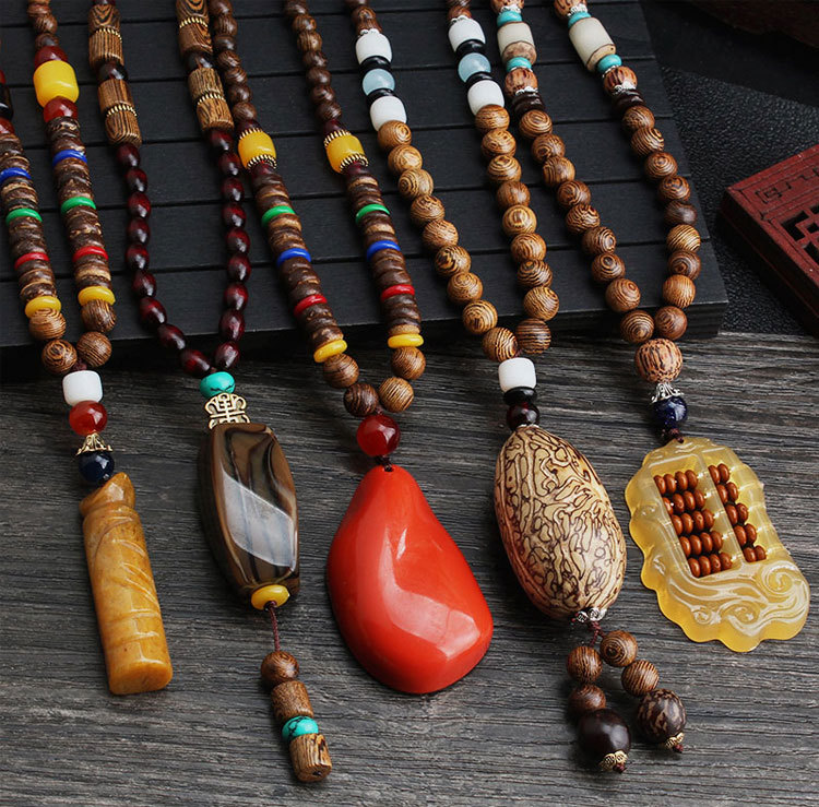 Ethnic Style Water Droplets Wood Beaded Unisex Pendant Necklace 1 Piece display picture 1