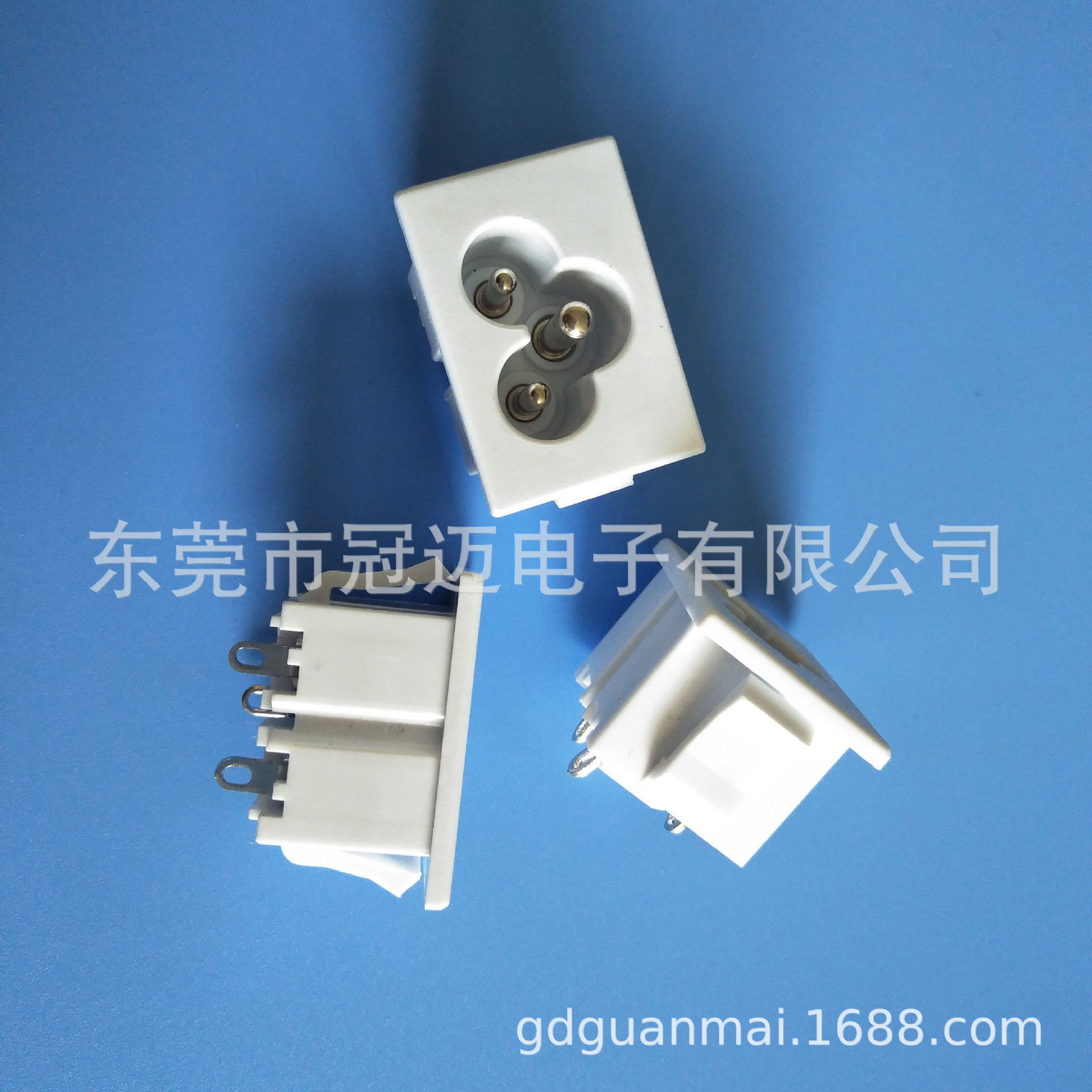 DB-6-2AS6S6 梅花插座 三孔插座 卡式 白色 米老鼠 灯管插座