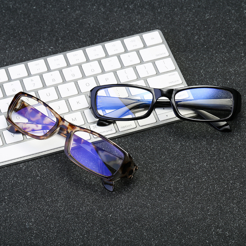2023男女复古新款防蓝光眼镜 电脑手机护目镜小框蓝膜平光镜批发