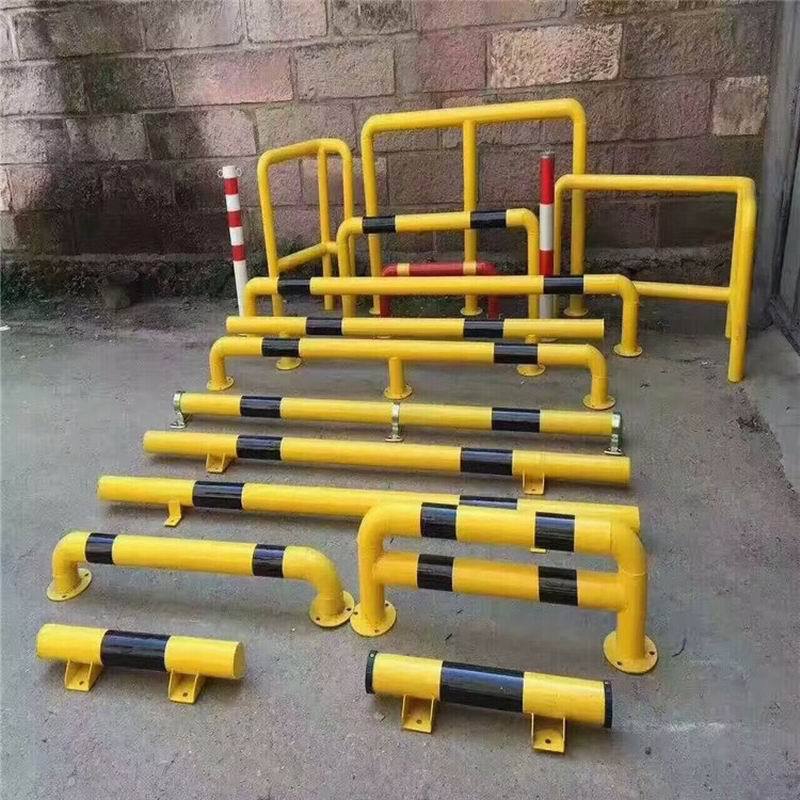 厂家直销:U型护栏 钢管挡车器 U型挡车杆 公路防撞杆 U型挡车器