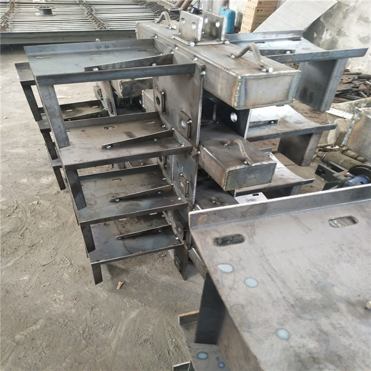 山东远大供应：气动单轨吊 起重机单轨吊 单轨吊轨道 单轨吊驱动