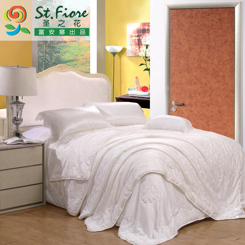 圣之花蚕丝被夏被空调被1.8m双人被芯单人宿舍夏季薄被子芯雅
