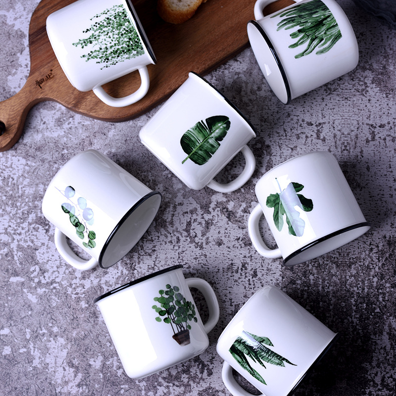 Taza de cerámica estilo nórdico con borde negro pintado a mano - Diseño de plantas verdes - Para leche y desayuno - Simple y creativa