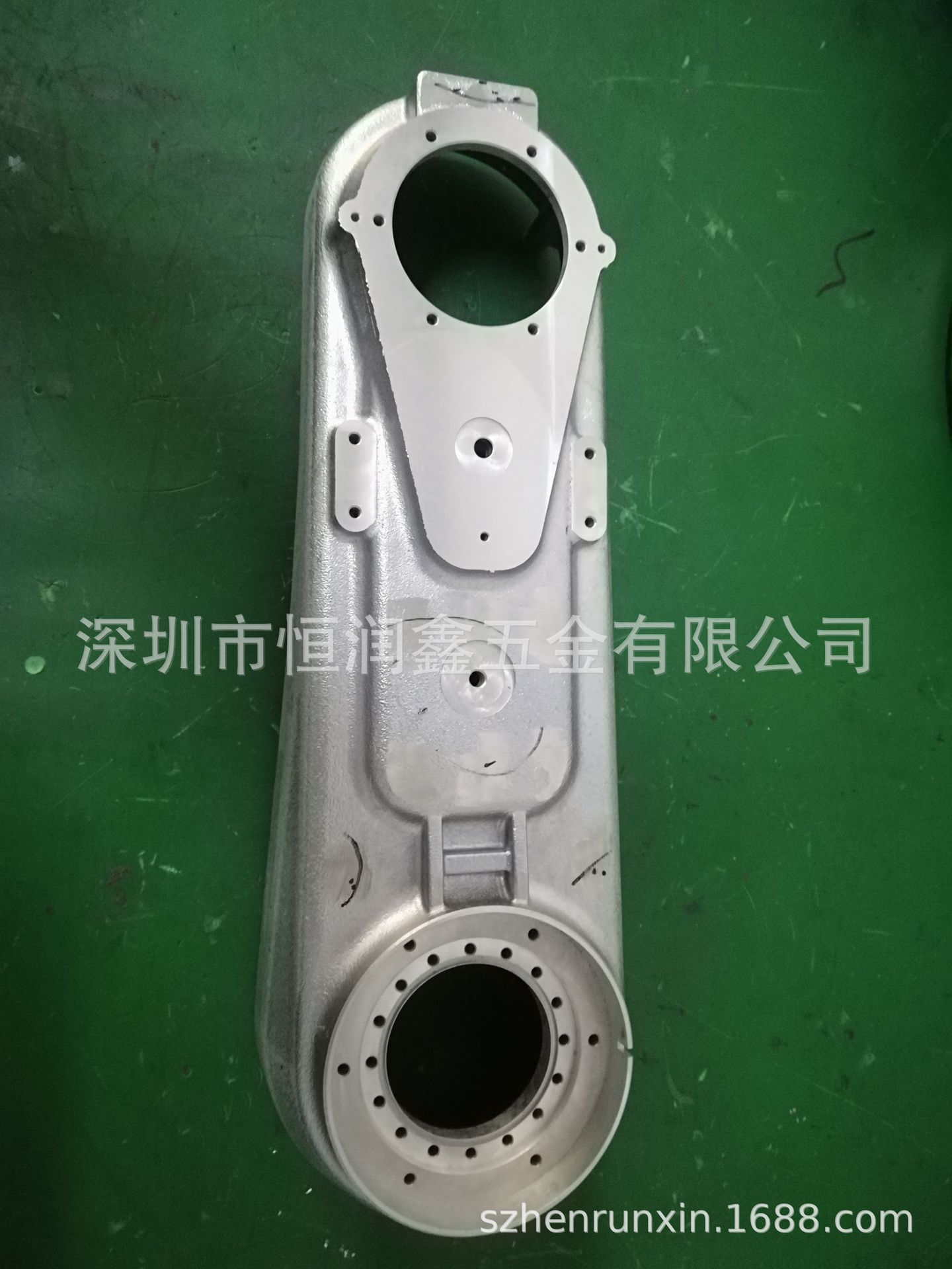 提供各式4轴机器人配件砂型铝铸件CNC加工机械加工