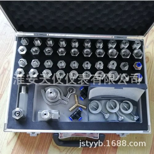 Группа соединений преобразования давления Стандартная комбинация соединений преобразования может быть настроена по мере необходимости