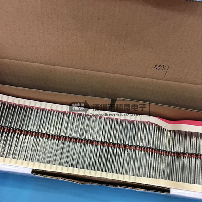 稳压二极管 1N4742 IN4742A 直插玻璃 稳压管 1W 12V 全新原装