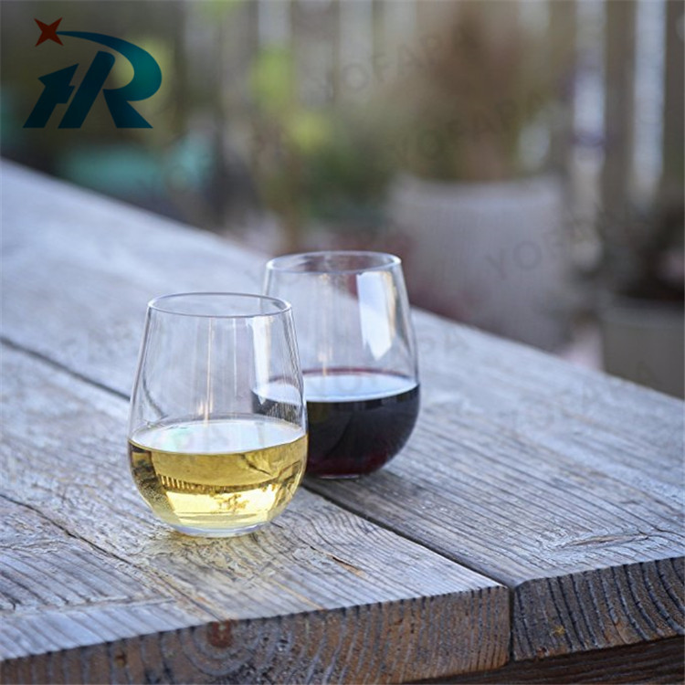 Tritan 塑料，不含 BPA ， dishwasher-safe