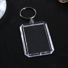 钥匙扣及钥匙扣配件;钥匙扣